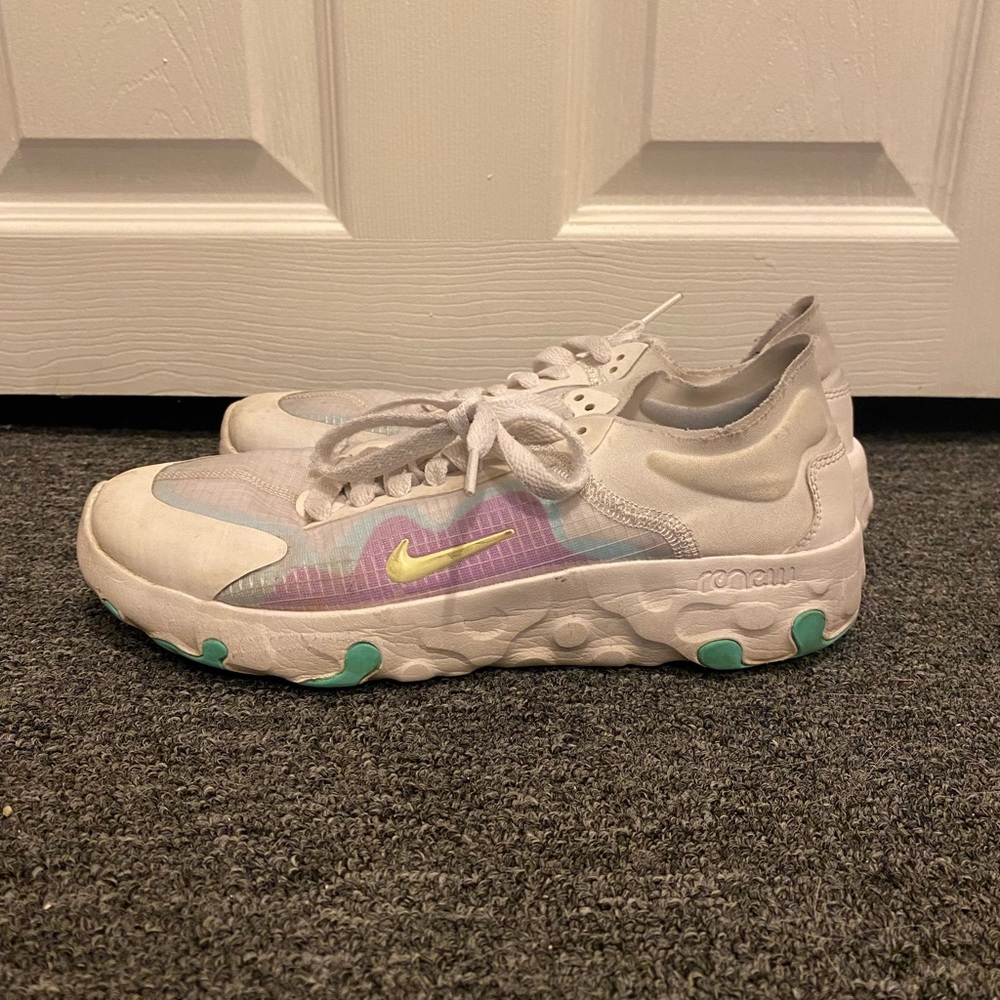Nike womens renew running shoes size 8
